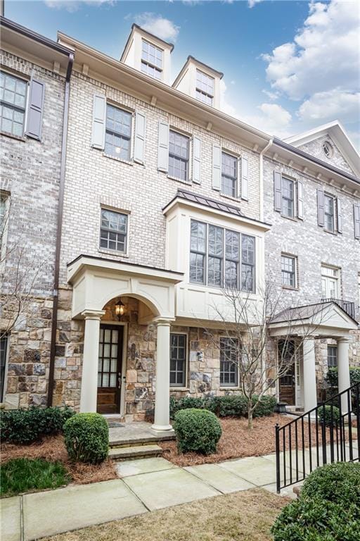 Building Photo - 3664 Brookhaven Manor Crossing NE