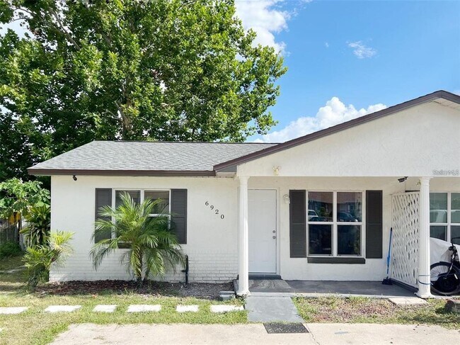 Building Photo - 6920 Edgefield Ln