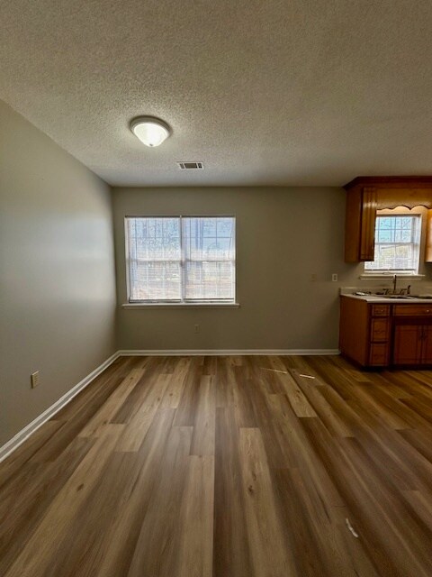 Foto del edificio - 2007 Lasalle Dr