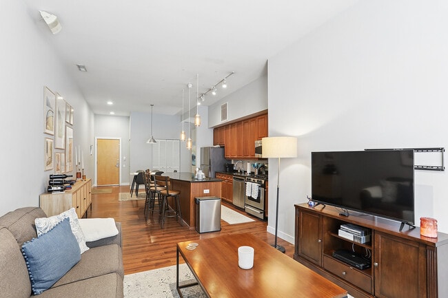 Foto del edificio - 949 W Madison St