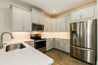 Building Photo - 1059 Enbrook Lp