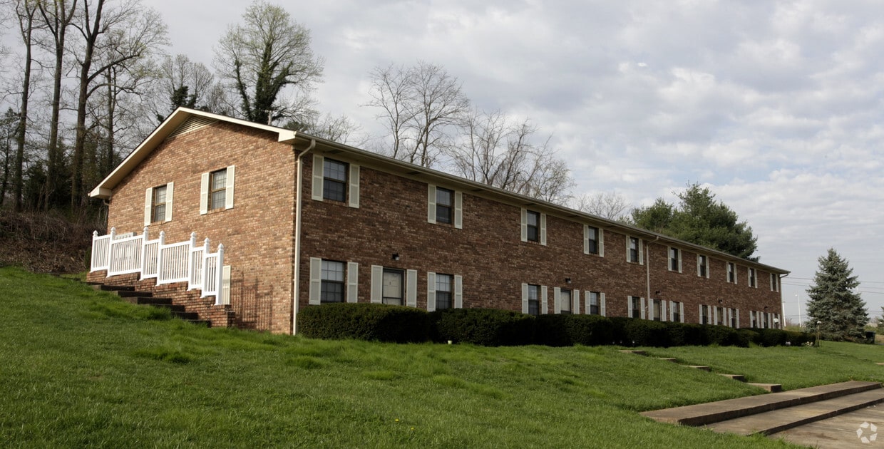 100 Crestview Dr, Greeneville, TN 37745 Apartments in Greeneville, TN