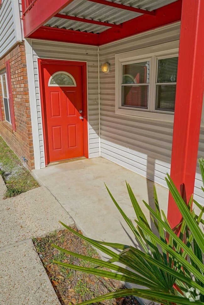 Building Photo - 1502 Pullen Rd