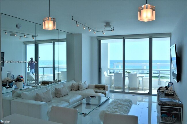 Foto del edificio - 2 br, 2 bath Condo - 6799 Collins Ave Apt 704