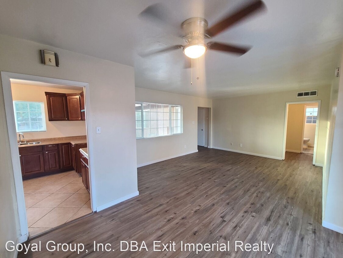 Primary Photo - 3 br, 2 bath House - 721 N. Preston Ave