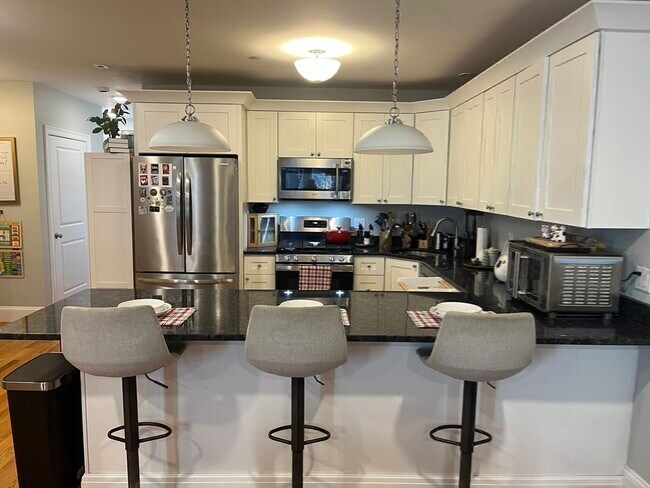 Building Photo - 45 Spring St