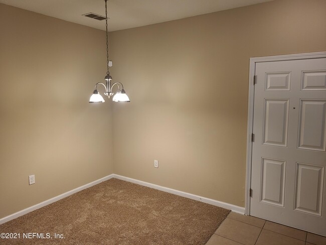 Building Photo - 6935 Ortega Woods Dr