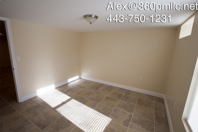 Building Photo - 1105 Gleneagle Rd