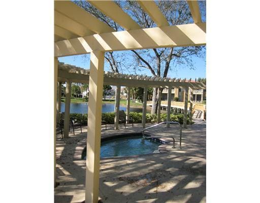 Building Photo - 4759 Via Palm Lakes