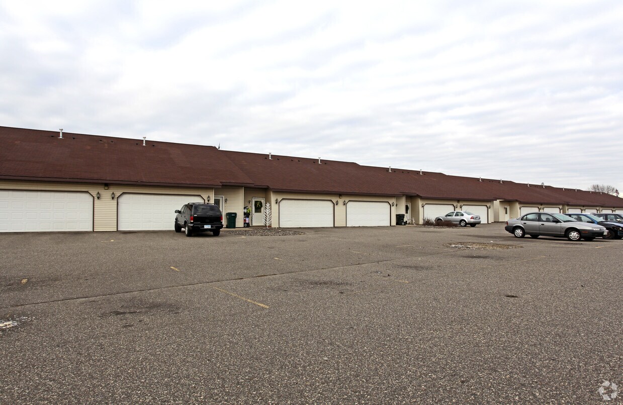 Building Photo - 1210 Hanley Rd