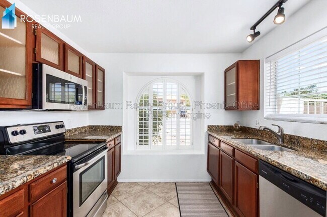 Foto del edificio - 1503 W Remington Ct