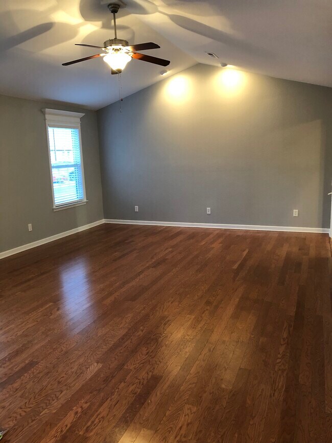 2204 Cedar Creek Dr, Rossville, GA 30741 Townhome Rentals in