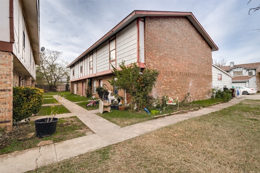 Photo - 3067 Olympia Drive Unit