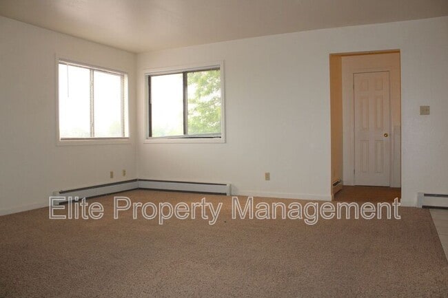 Foto del edificio - 212 W Palmer Lake Dr