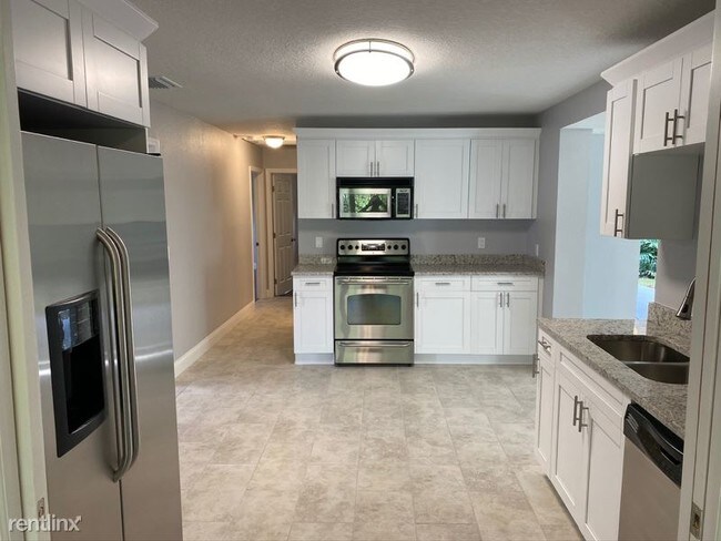 Foto del edificio - 3 br, 1 bath House - 1010 N Parsons Ave