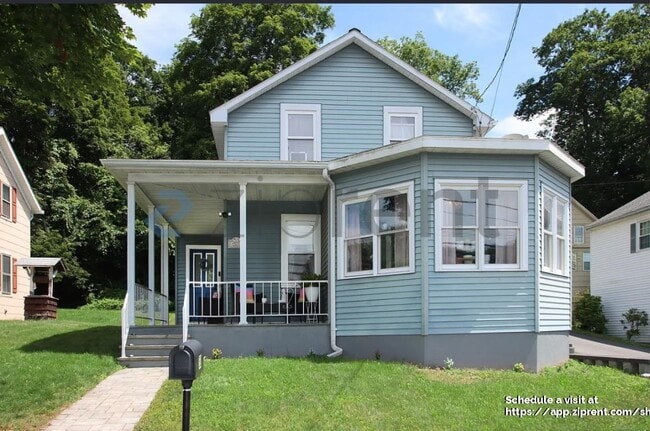 Building Photo - 58 Litchfield St