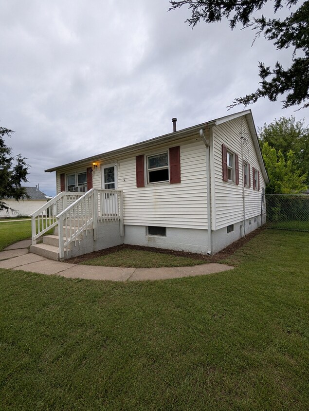 Foto del edificio - Cozy Country Style Living Just Minutes From Davenport Conveniences!