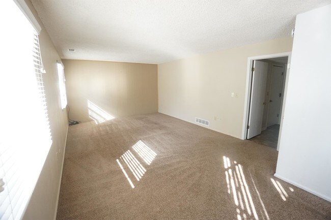 Foto del edificio - 7047 S Fairfax St