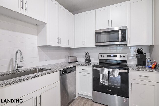 Foto del edificio - 3060 Southcreek Blvd