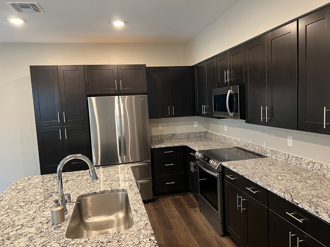 Luxury Living in Natomas! - House Rental in Sacramento, CA | Apartments.com