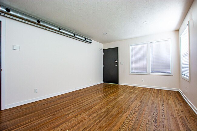 Foto del edificio - 116-118 N 32nd Avenue