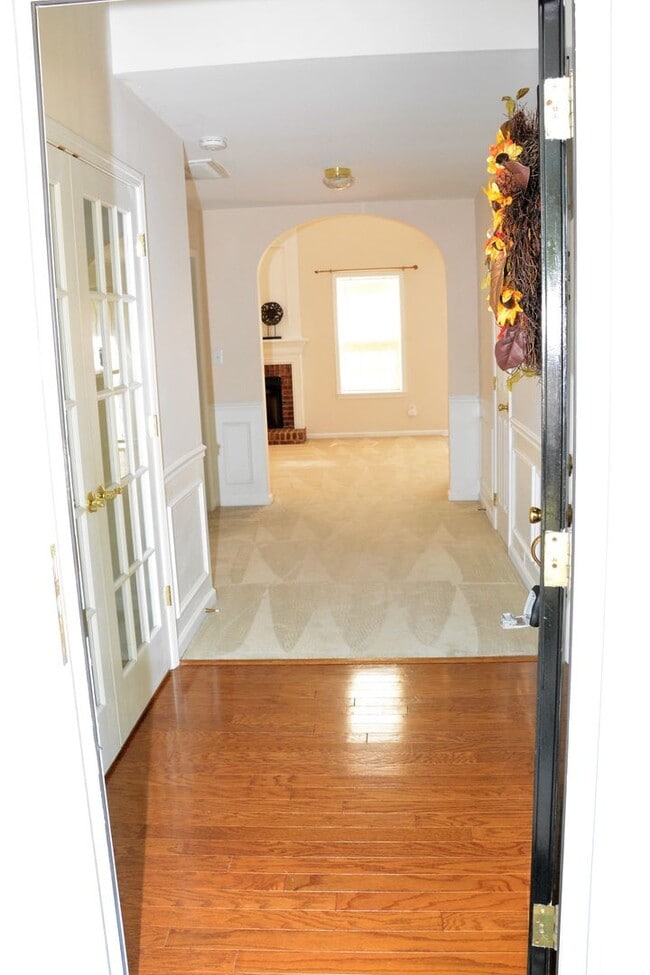 Building Photo - 11512 Fox Hill Dr