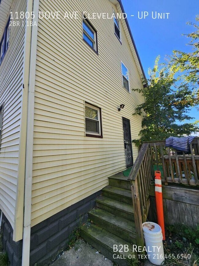 Foto del edificio - 11805 Dove Ave