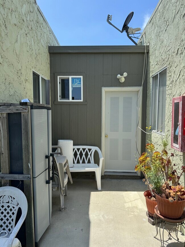 Foto del edificio - 43 W 52nd St