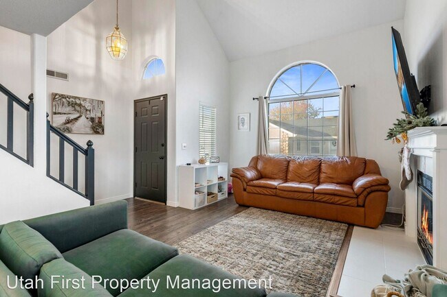 Building Photo - 4 br, 2.5 bath House - 1040 N 1300 W Unit 66