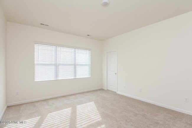 Foto del edificio - 1549 Corbett St
