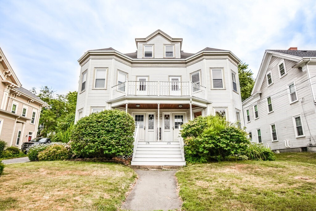 175 Maple St, Danvers, MA 01923 Townhome Rentals in Danvers MA