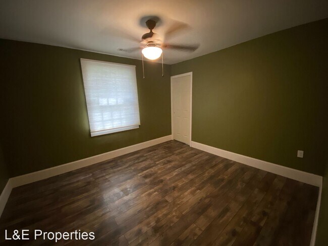 Building Photo - 2 br, 1 bath House - 407 Third Street