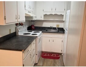 Building Photo - 1101 Mountain Rd