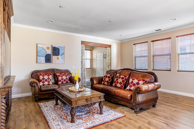 Formal Room - 11013 Ragsdale Rd