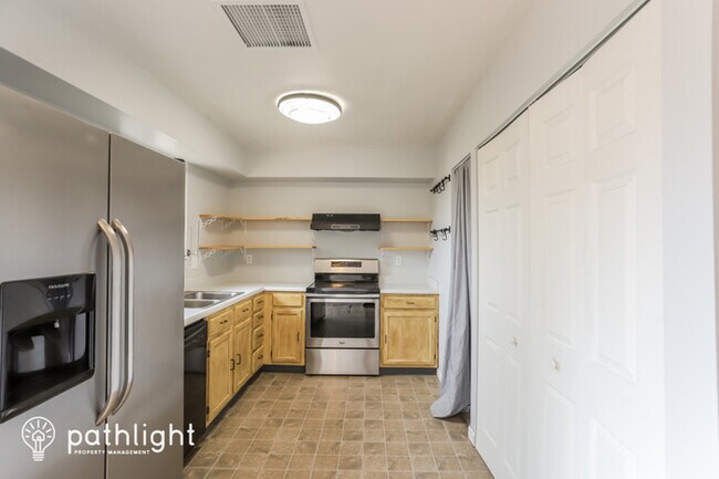Foto del edificio - 6640 Brook Forest Drive, Colorado Springs,...