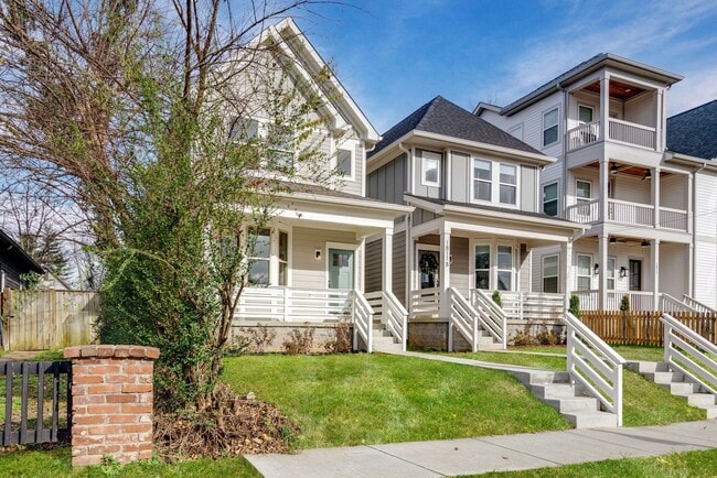 Foto del edificio - Stunning 3BE/2.5BA in the SHELBY PARK area! Easy DOWNTOWN access!