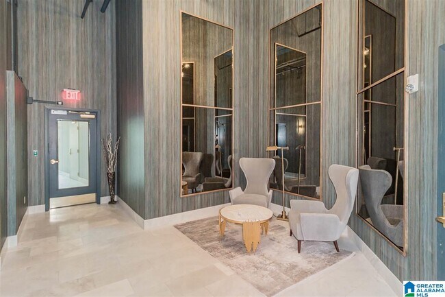 Foto del edificio - 300 20th St N