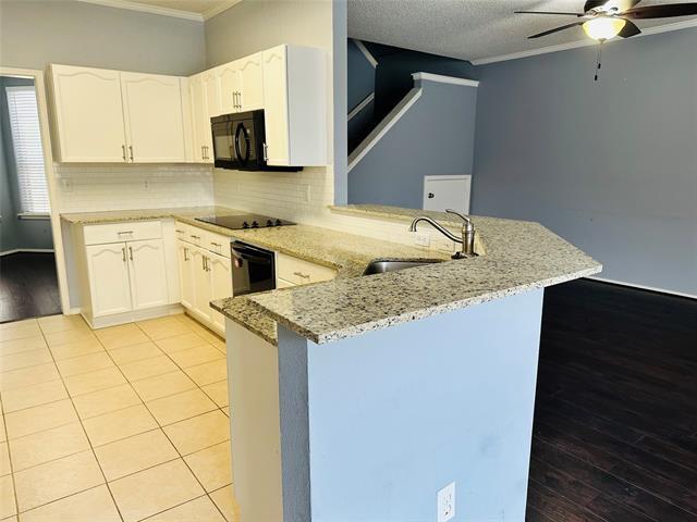 Foto del edificio - 6012 Barrington Ct