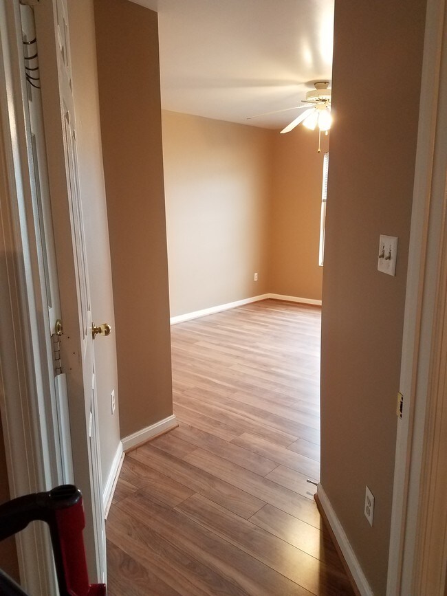 room 2 - 11009 Kinship Ct