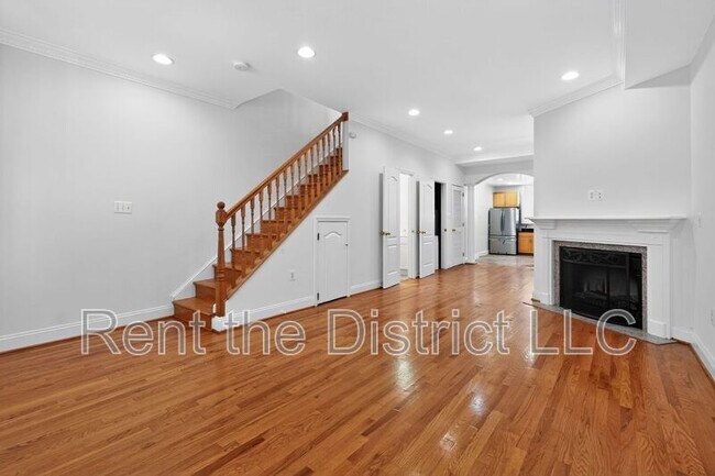Foto del edificio - 902 13th St NE