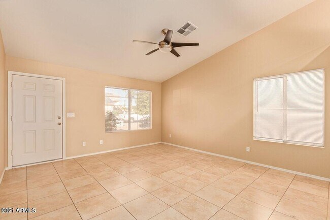 Building Photo - 6727 W Cherry Hills Dr