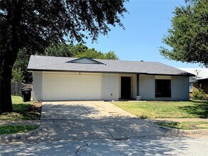 Building Photo - 7748 Landmark Ridge St