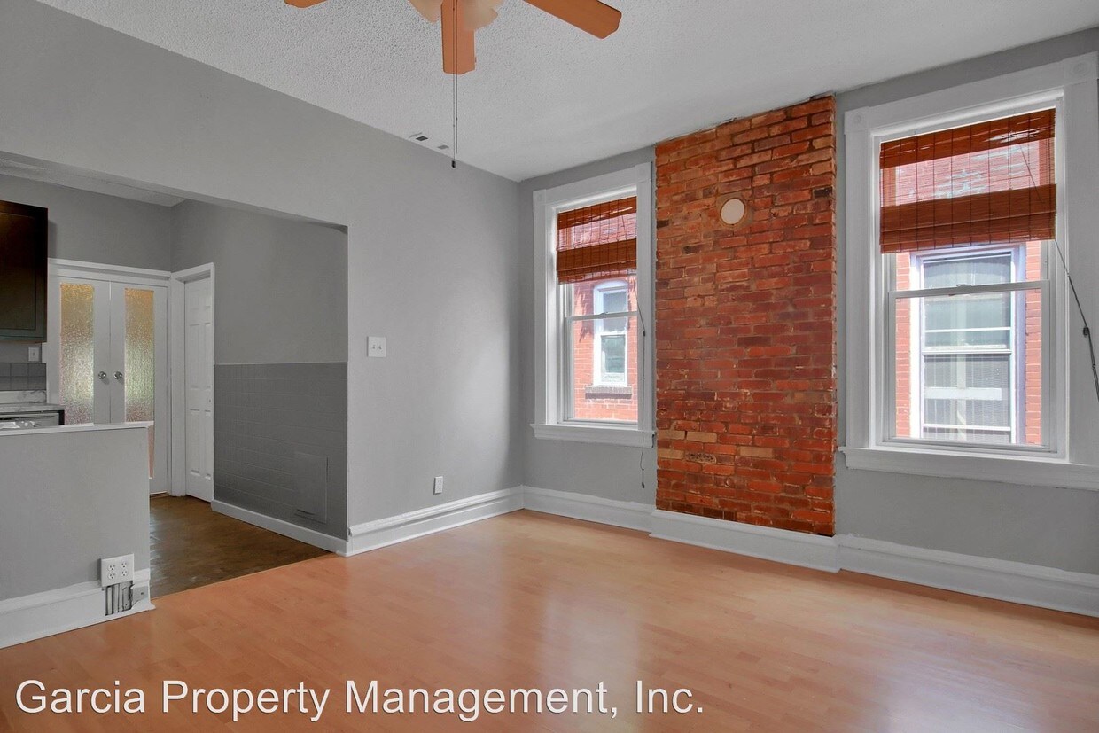 Primary Photo - 4055 Hartford St