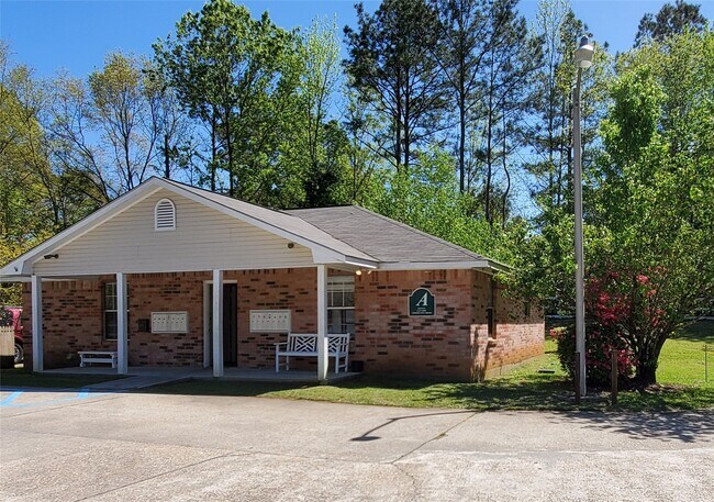 Foto del edificio - 13000 Main St