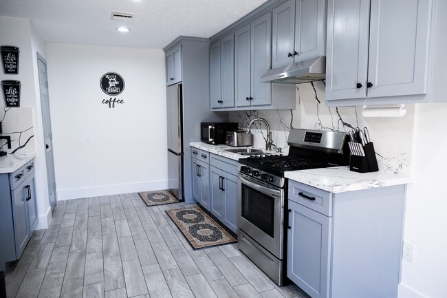 Foto del edificio - 10463 Alcott Dr