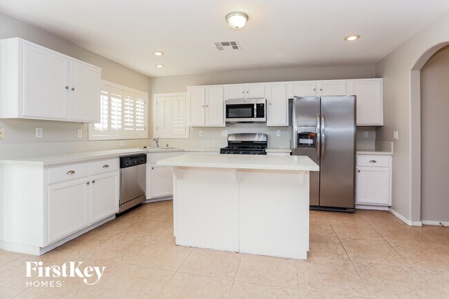 Foto del edificio - 8645 Radiant Ruby Ave