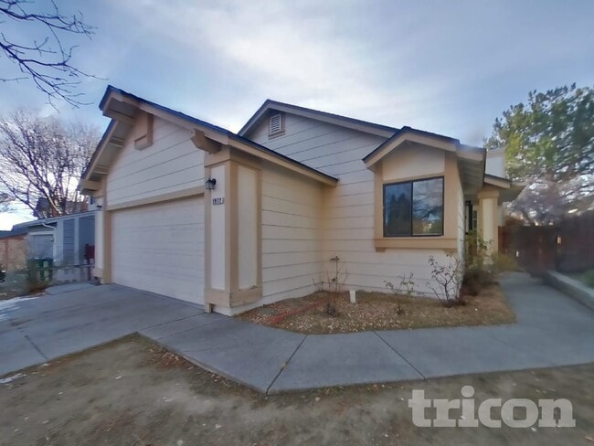 Building Photo - 5972 Royal Vista Way