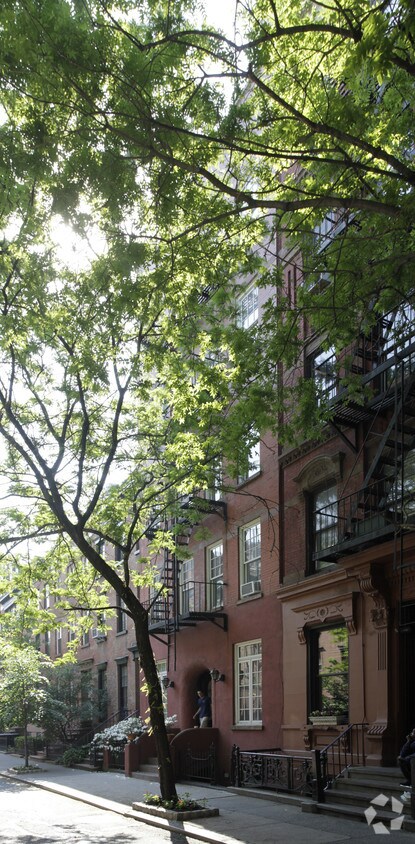 Foto del edificio - 42 Perry St