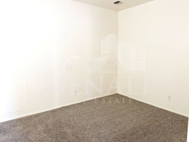 Foto del edificio - 1211 W Apache Trail