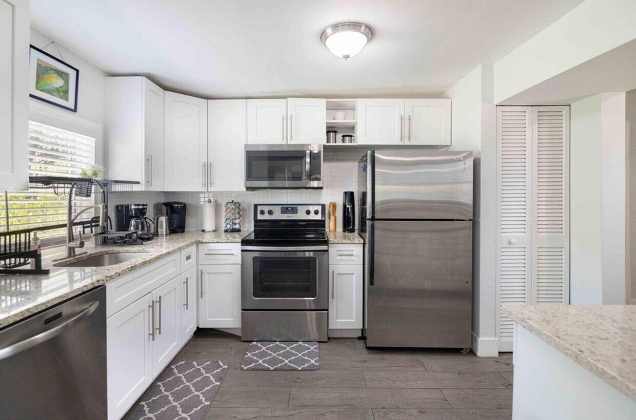 Photo - 915 3rd Street, West Palm Beach, FL 33401